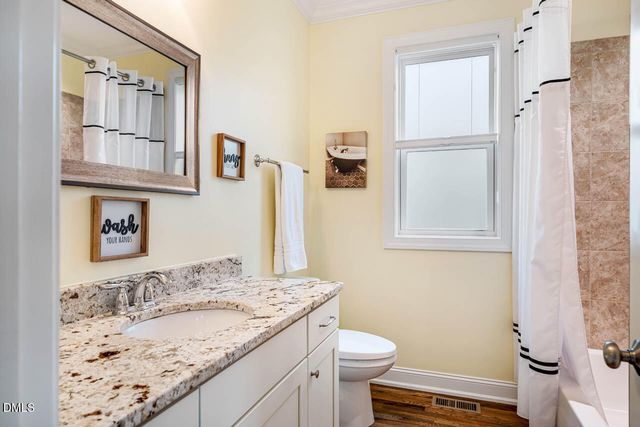 297 Beacon Ridge Boulevard, Chapel Hill, NC 27516