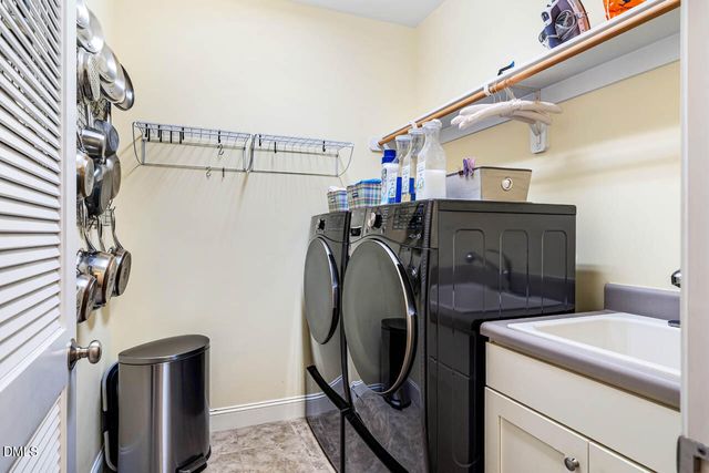 297 Beacon Ridge Boulevard, Chapel Hill, NC 27516
