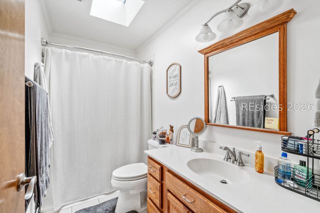 32 W Cedar Rd, St Helena Island, SC 29920