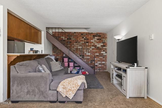 2563 Spinnaker Avenue, Port Hueneme, CA 93041