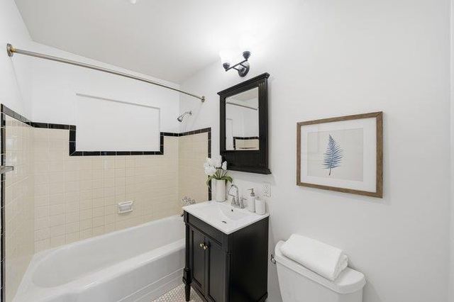 17881 Los Alamos Drive, Saratoga, CA 95070