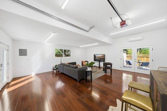 17881 Los Alamos Drive, Saratoga, CA 95070