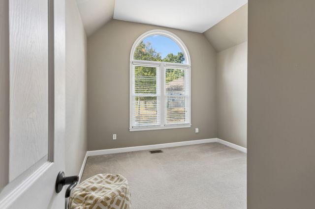 5553 Peninsula Park Lndg, Hermitage, TN 37076