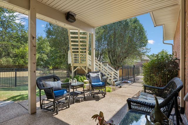 5553 Peninsula Park Lndg, Hermitage, TN 37076
