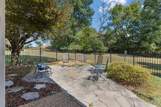 5553 Peninsula Park Lndg, Hermitage, TN 37076