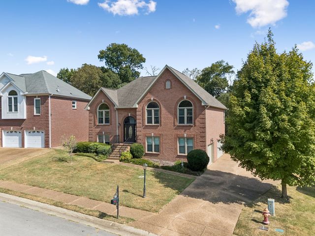 5553 Peninsula Park Lndg, Hermitage, TN 37076