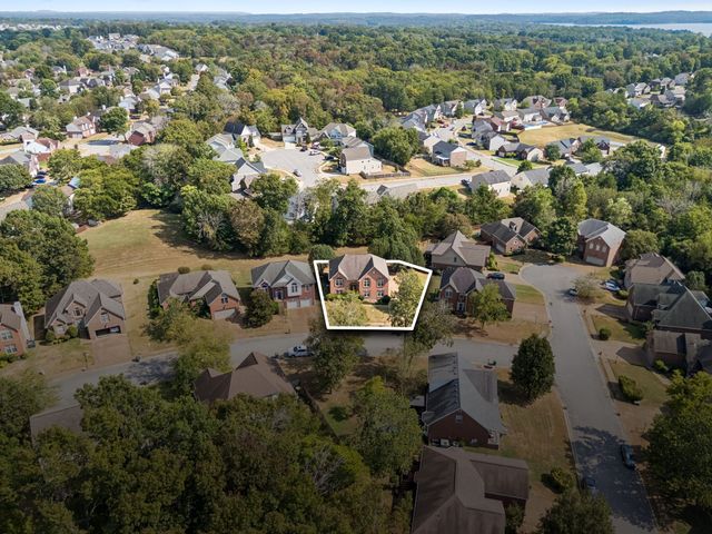 5553 Peninsula Park Lndg, Hermitage, TN 37076