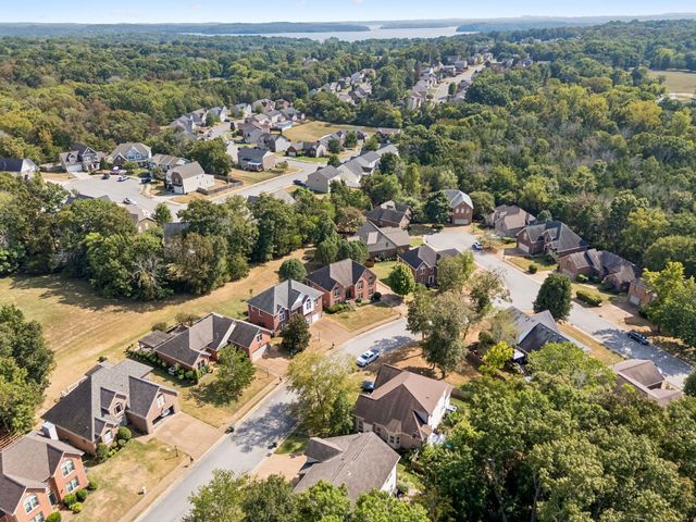 5553 Peninsula Park Lndg, Hermitage, TN 37076