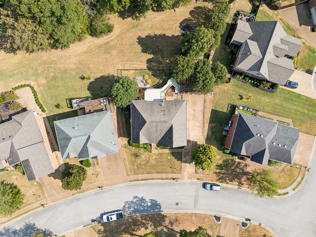 5553 Peninsula Park Lndg, Hermitage, TN 37076