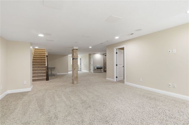 100 Triple Diamond, Penfield, NY 14580