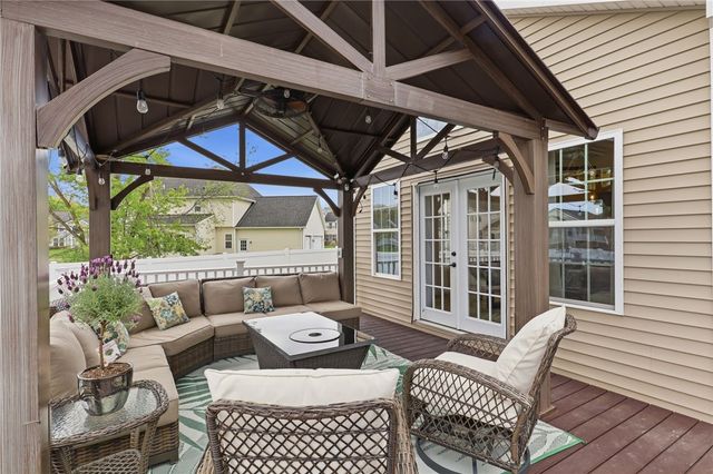 100 Triple Diamond, Penfield, NY 14580