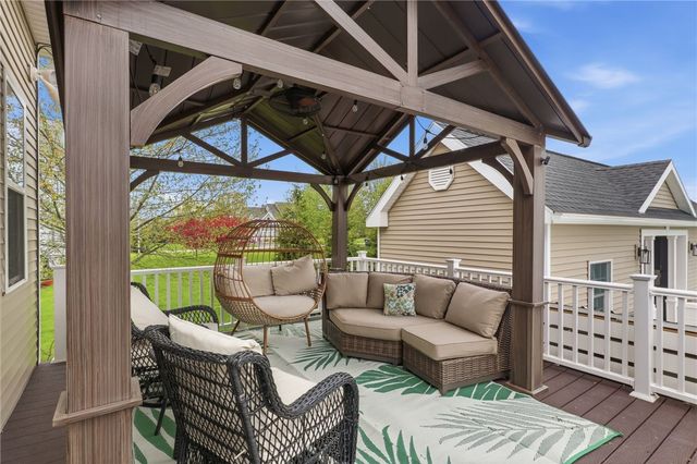 100 Triple Diamond, Penfield, NY 14580