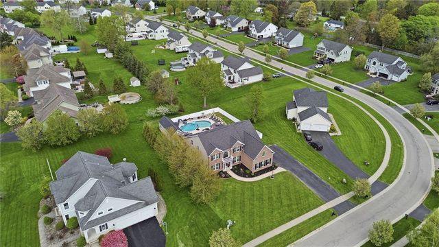 100 Triple Diamond, Penfield, NY 14580