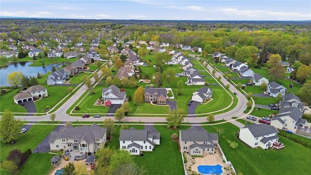 100 Triple Diamond, Penfield, NY 14580