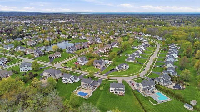 100 Triple Diamond, Penfield, NY 14580