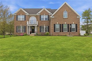 100 Triple Diamond, Penfield, NY 14580