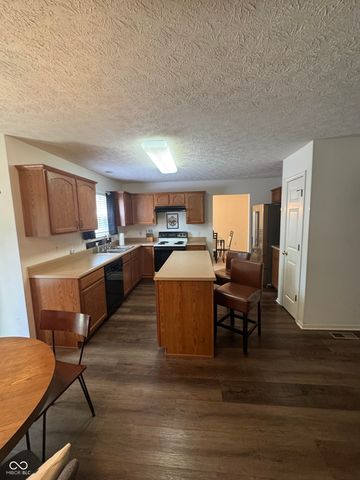 1616 Walpole Lane, Indianapolis, IN 46231