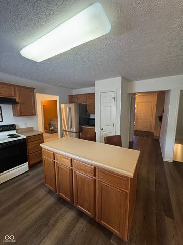 1616 Walpole Lane, Indianapolis, IN 46231