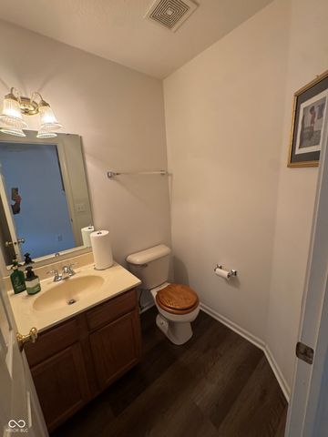 1616 Walpole Lane, Indianapolis, IN 46231