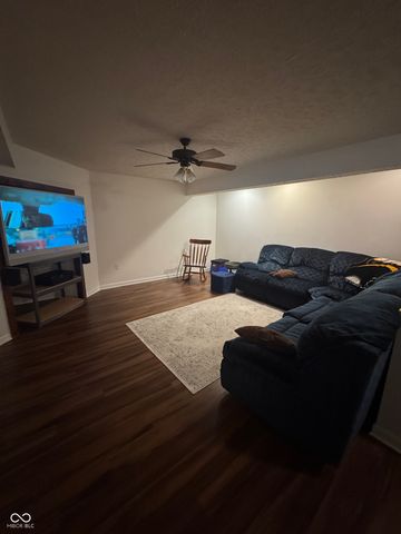 1616 Walpole Lane, Indianapolis, IN 46231