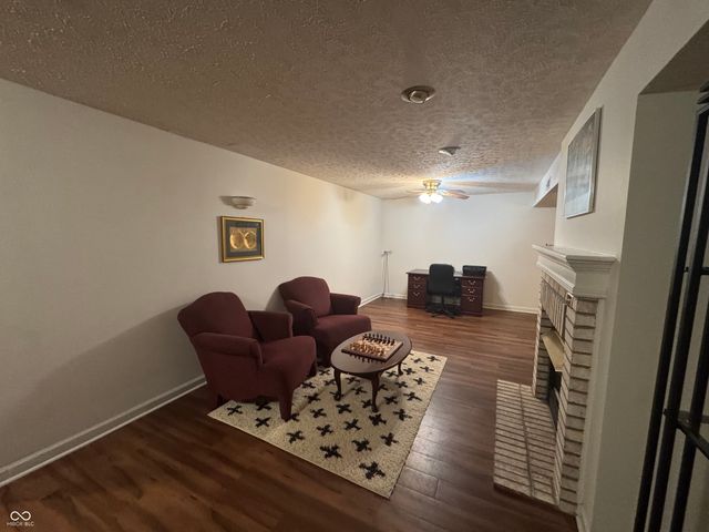 1616 Walpole Lane, Indianapolis, IN 46231
