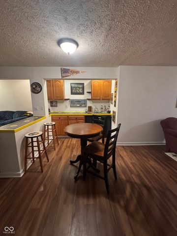 1616 Walpole Lane, Indianapolis, IN 46231
