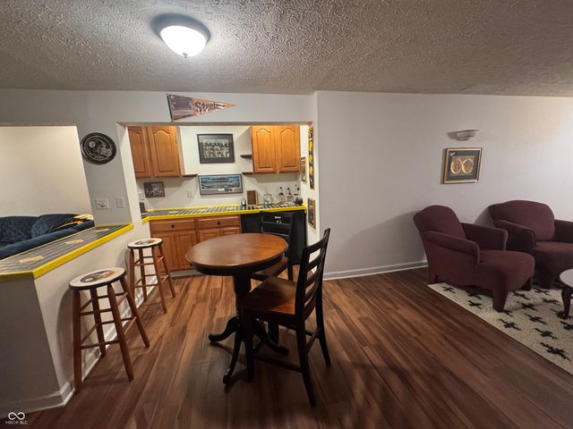 1616 Walpole Lane, Indianapolis, IN 46231