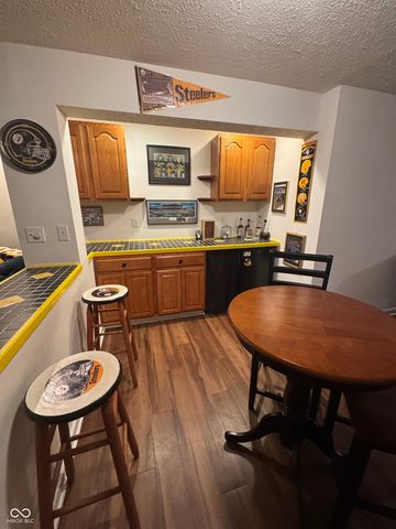 1616 Walpole Lane, Indianapolis, IN 46231