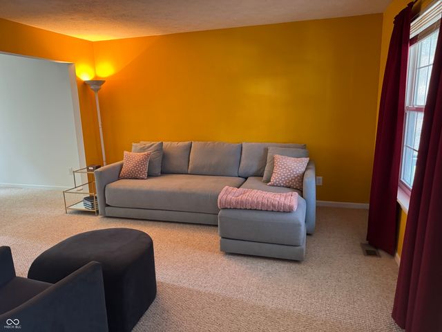 1616 Walpole Lane, Indianapolis, IN 46231