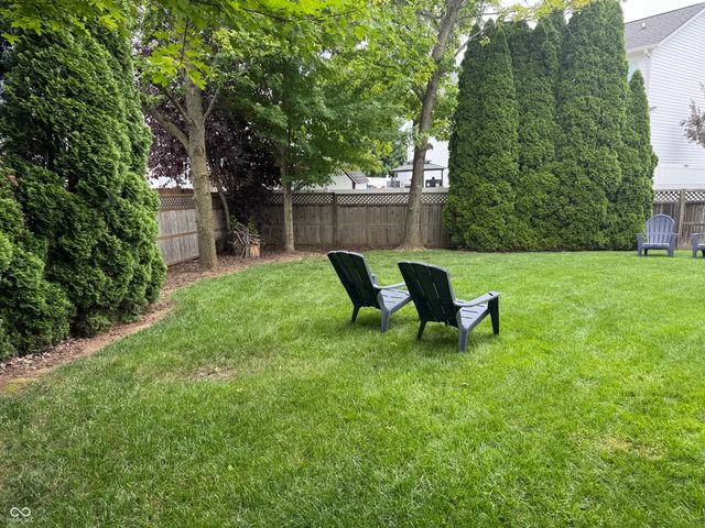 1616 Walpole Lane, Indianapolis, IN 46231