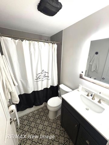 102 Provincial Court 40, Saginaw, MI 48638