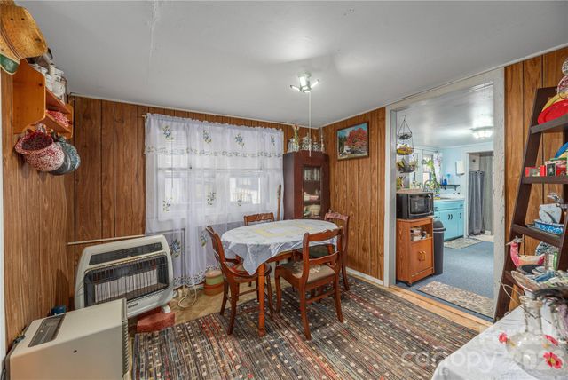 1496 Allens Creek Road, Waynesville, NC 28786