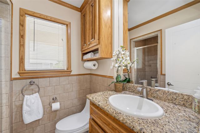 11230 Huggins Drive, Houston, TX 77035