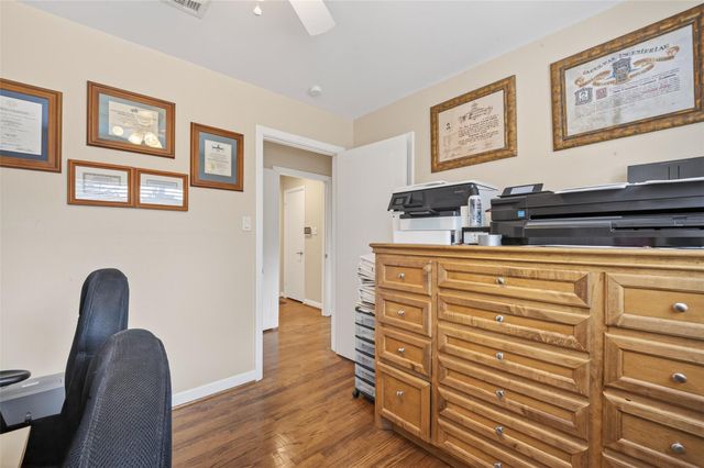 11230 Huggins Drive, Houston, TX 77035