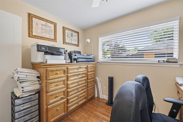 11230 Huggins Drive, Houston, TX 77035