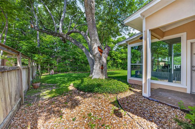 11230 Huggins Drive, Houston, TX 77035