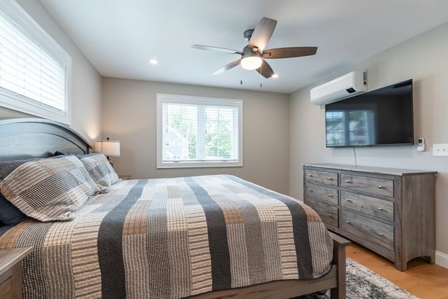 10 Banner Drive, Dover, NH 03820