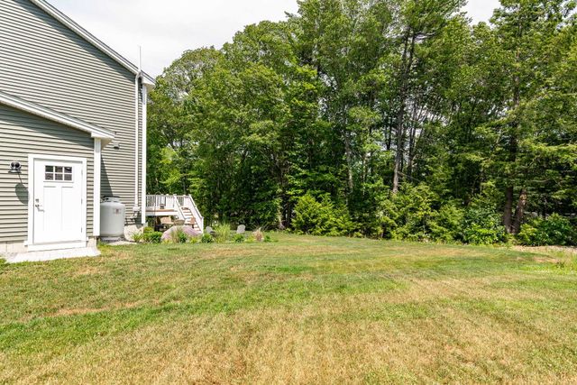 10 Banner Drive, Dover, NH 03820