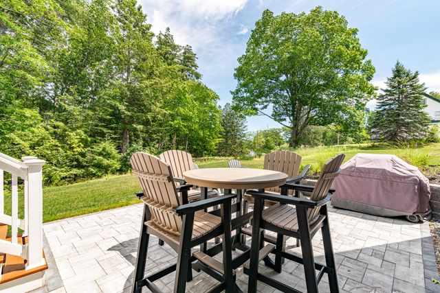 10 Banner Drive, Dover, NH 03820