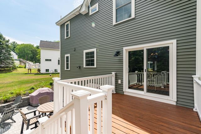 10 Banner Drive, Dover, NH 03820