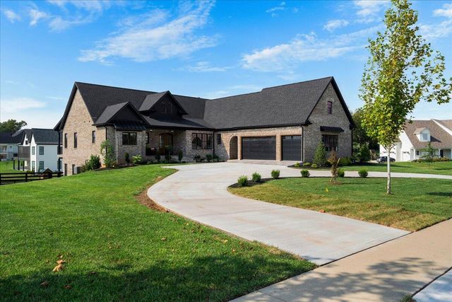 202 The Backstretch, Nicholasville, KY 40356