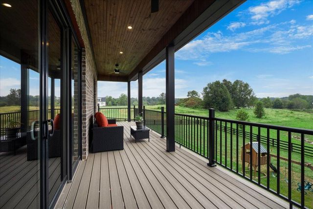 202 The Backstretch, Nicholasville, KY 40356