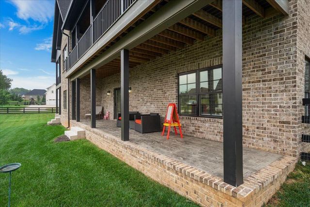 202 The Backstretch, Nicholasville, KY 40356