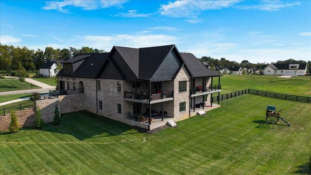 202 The Backstretch, Nicholasville, KY 40356