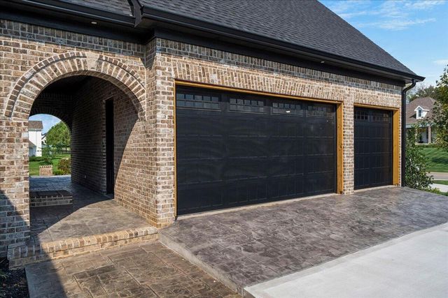 202 The Backstretch, Nicholasville, KY 40356