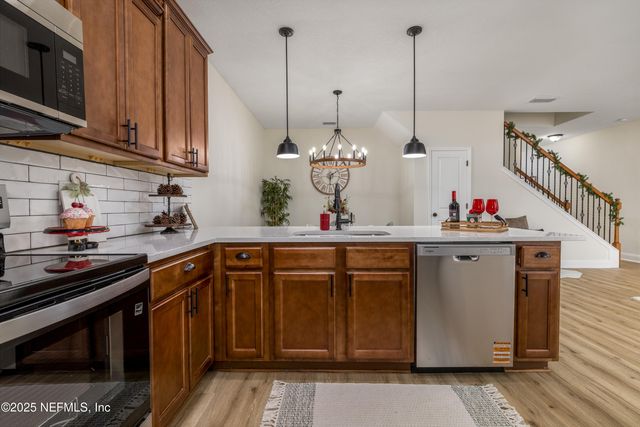 3081 ZEYNO Drive, Middleburg, FL 32068