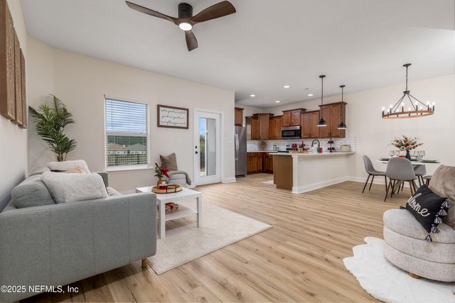 3081 ZEYNO Drive, Middleburg, FL 32068