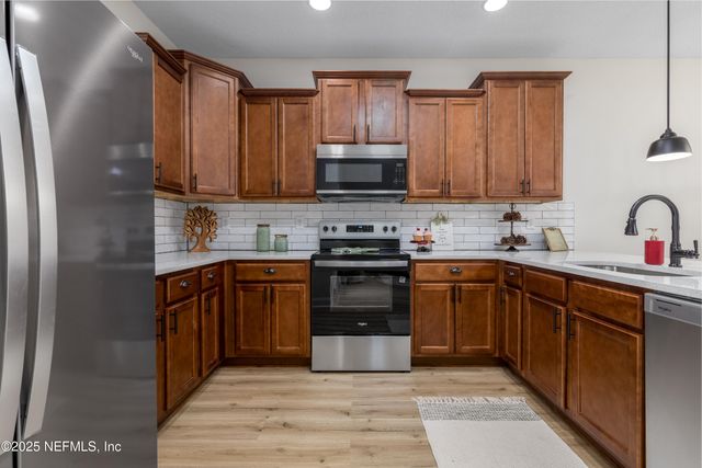 3081 ZEYNO Drive, Middleburg, FL 32068