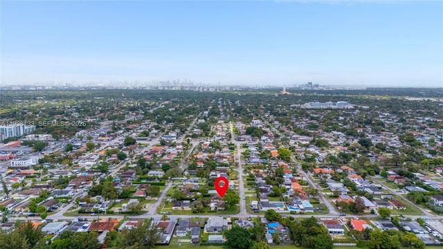 6881 SW 27th St, Miami, FL 33155
