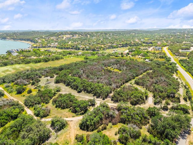 525 Pace Bend RD N, Spicewood, TX 78669